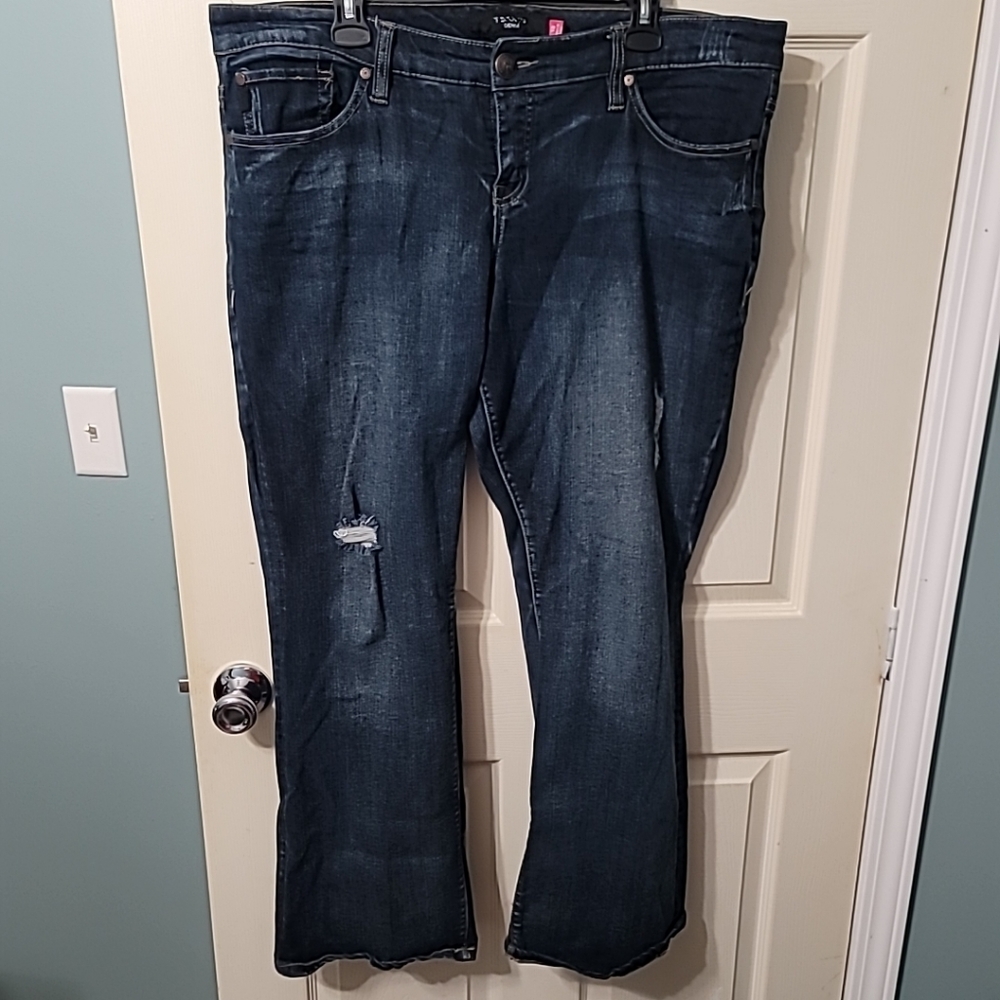 Torrid Bootcut‎ Jeans Size 18 Blue Stretch Cotton Spandex Blend EUC